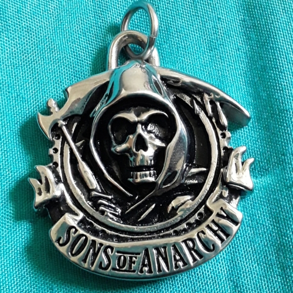 SOA Pendant - Picture 1 of 3